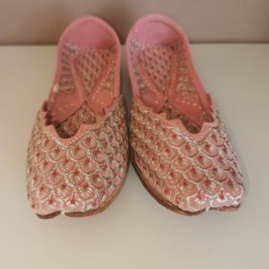 Punjabi Jutti - Pink with Silver Embroidery